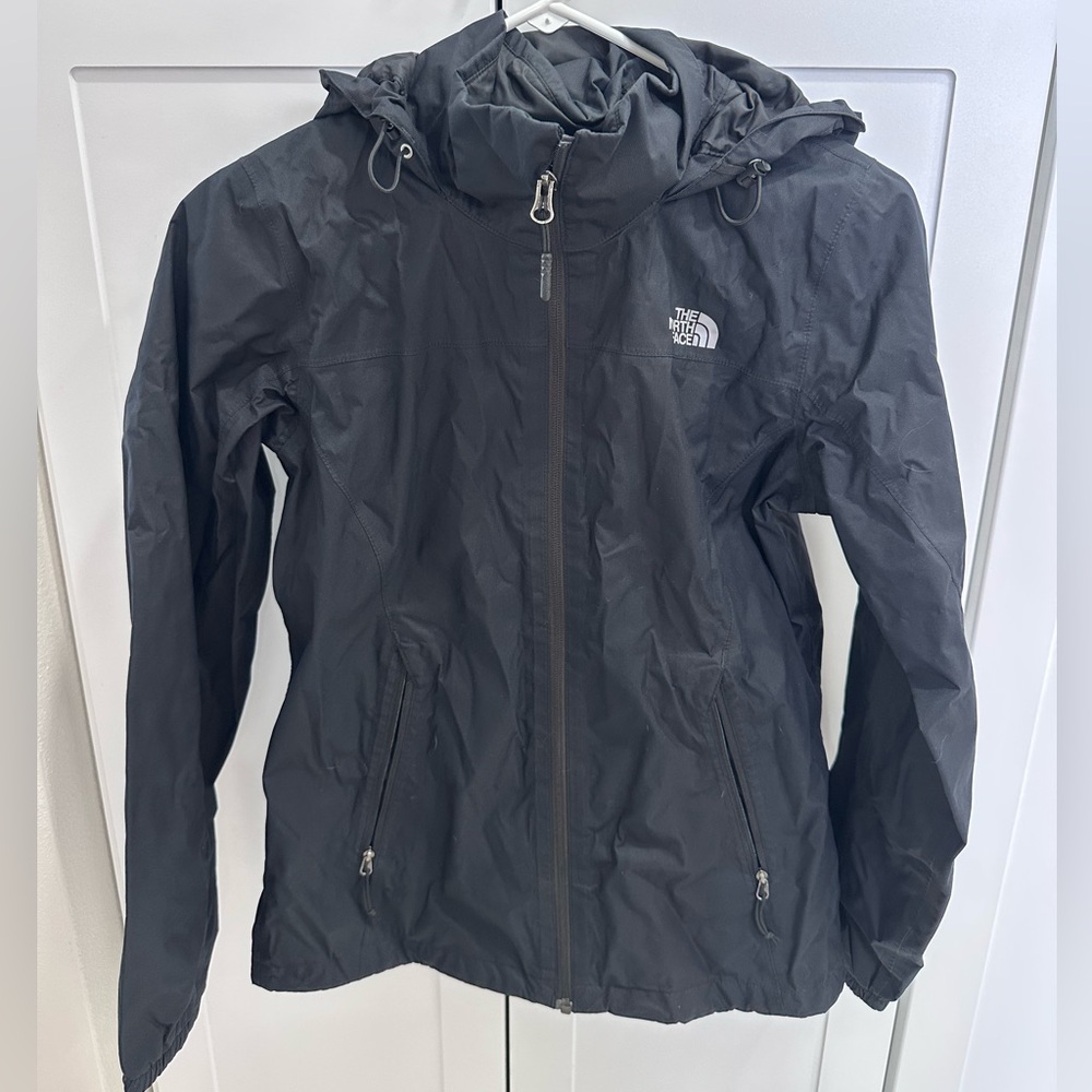 Women’s North Face Raincoat - Size Small